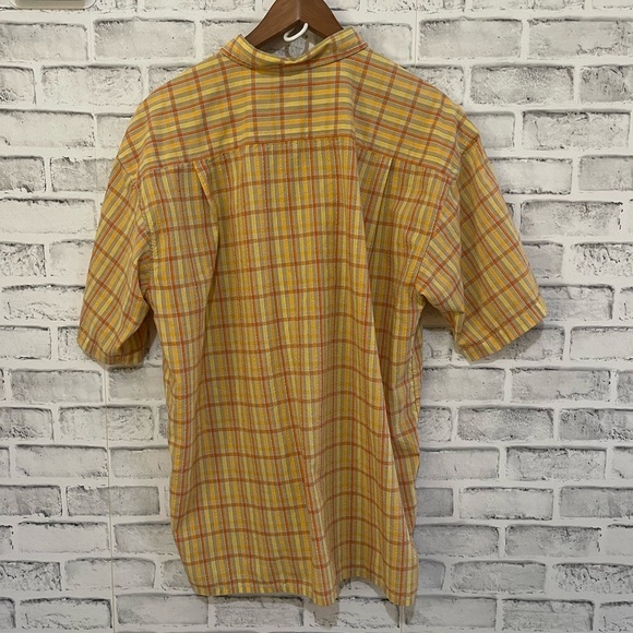 Men’s Patagonia yellows plaid short sleeve button down collar shirt, large - Picture 2 of 3